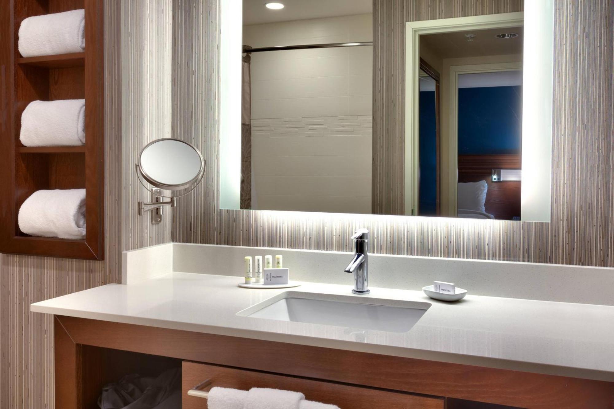 Residence Inn By Marriott Salt Lake City-West Jordan Bagian luar foto