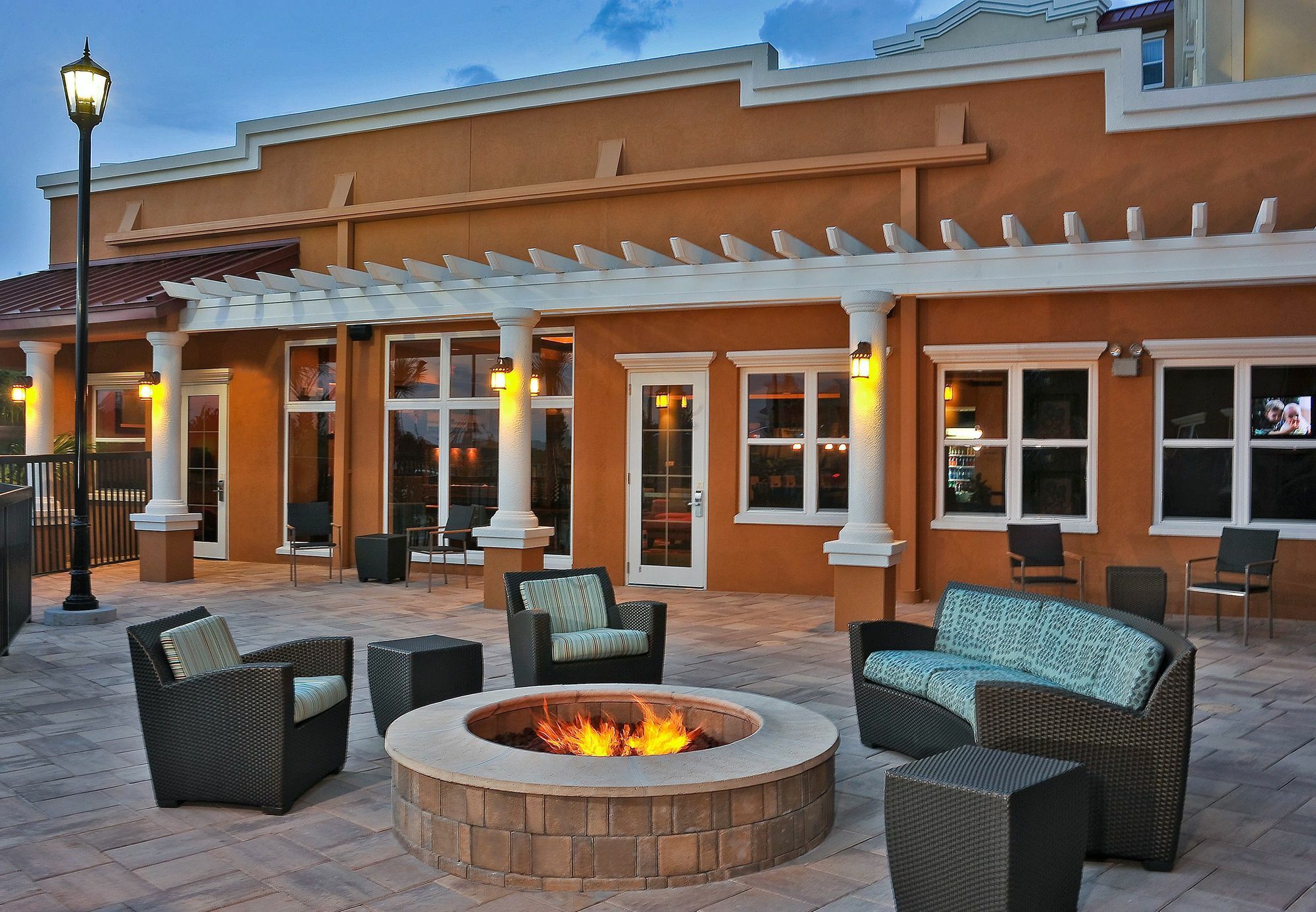 Residence Inn By Marriott Salt Lake City-West Jordan Bagian luar foto